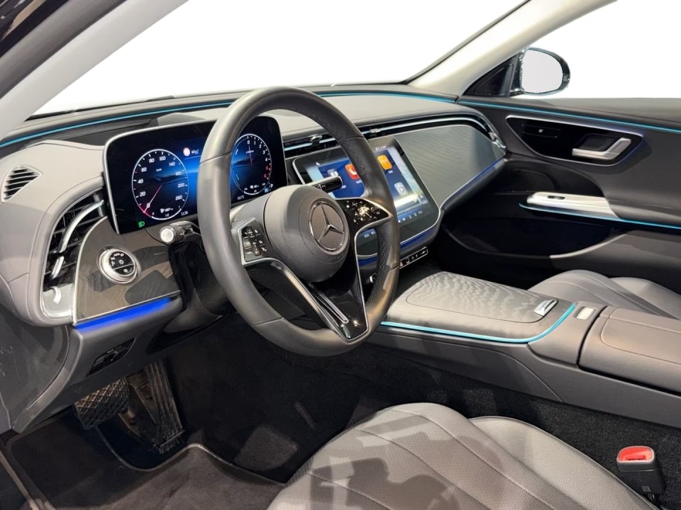 Mercedes-Benz E 300de - foto 8