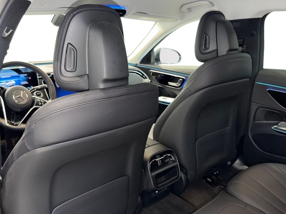 Mercedes-Benz E 300de - foto 10