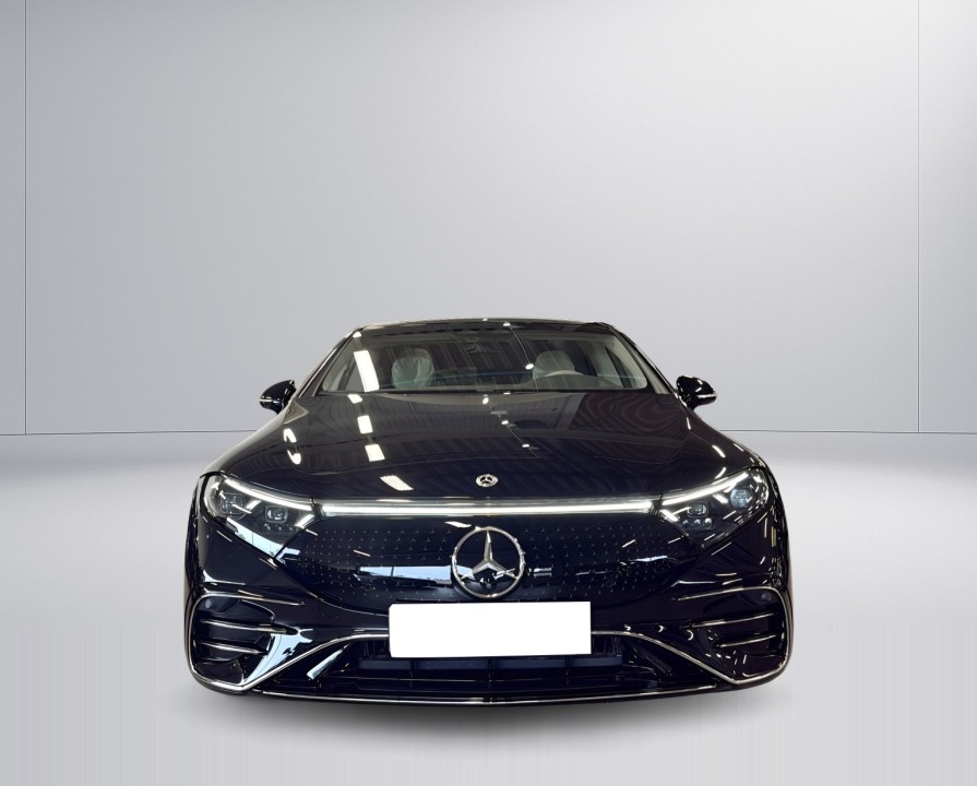 Mercedes-Benz EQS (2)