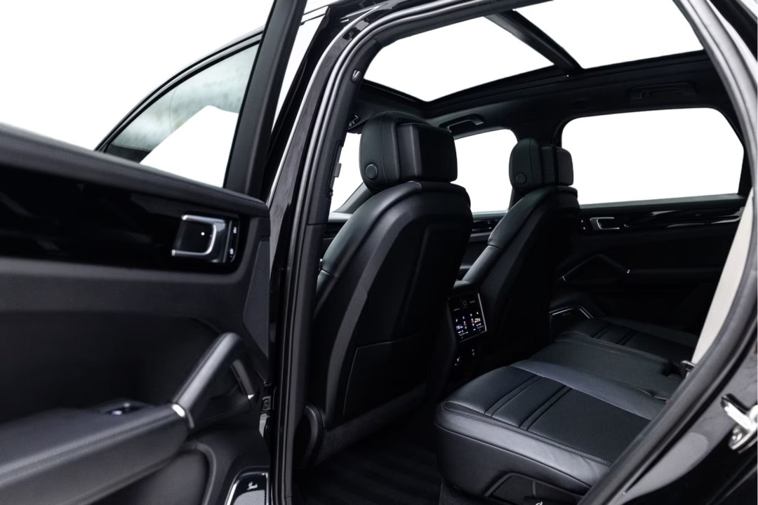 Porsche Cayenne - foto 9