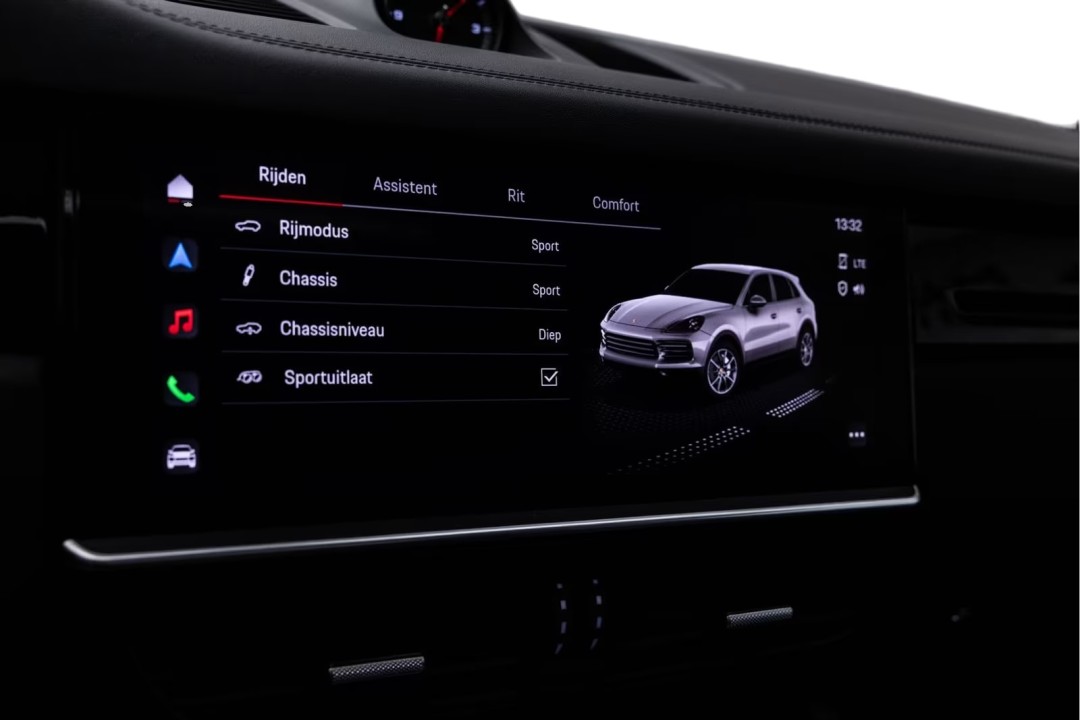 Porsche Cayenne - foto 34