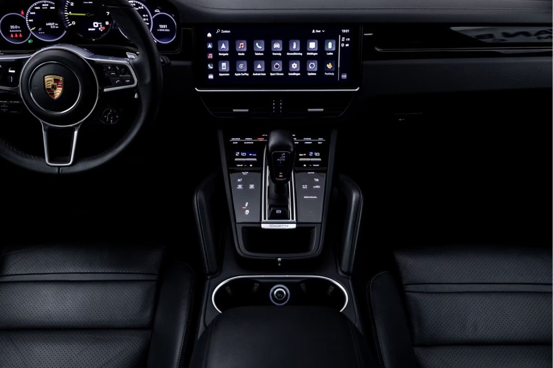 Porsche Cayenne - foto 17