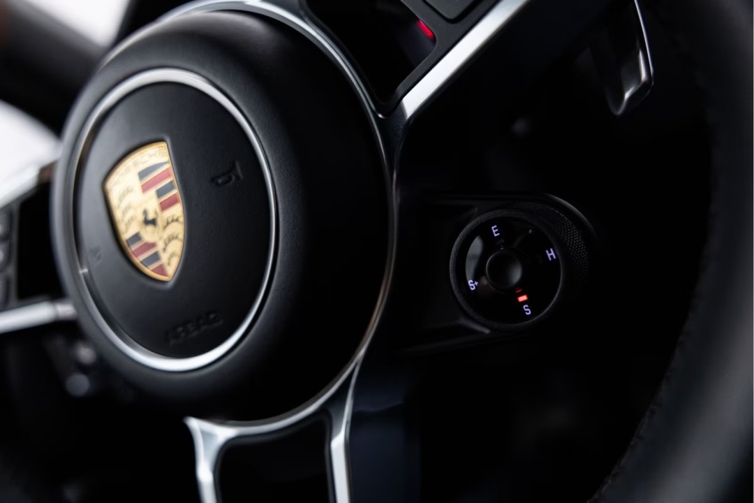 Porsche Cayenne - foto 15