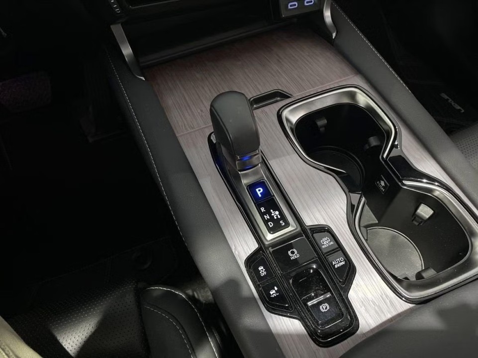 Lexus Seria RX 450h+ Luxury Line - foto 12