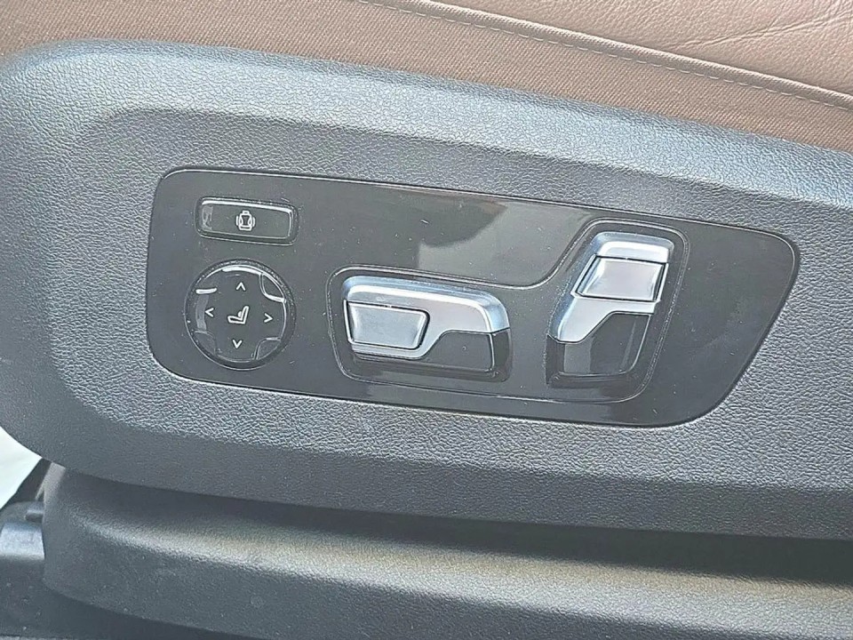 BMW X6 xDrive40i M-Sport - foto 12