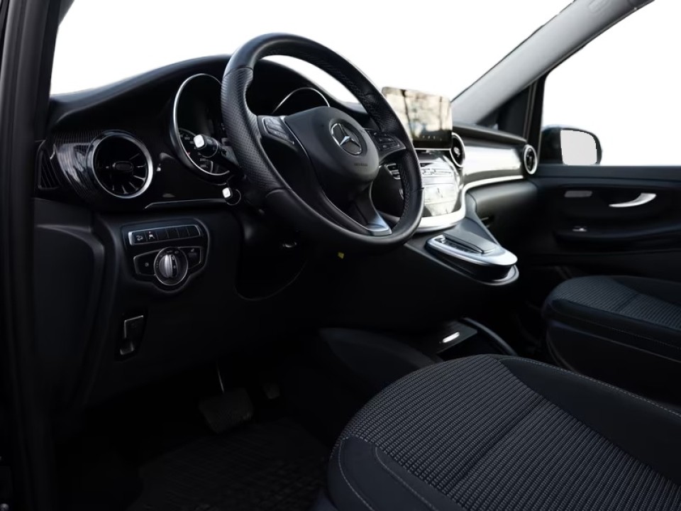 Mercedes-Benz V (3)
