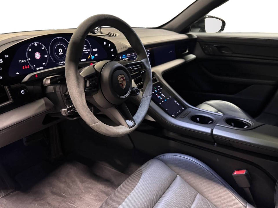 Porsche Taycan - foto 9