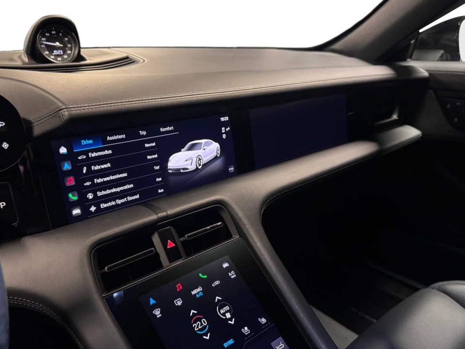 Porsche Taycan - foto 13