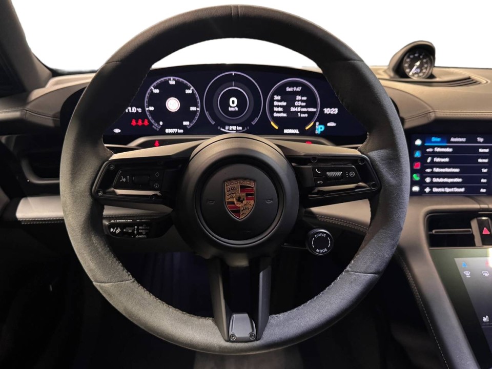 Porsche Taycan - foto 12