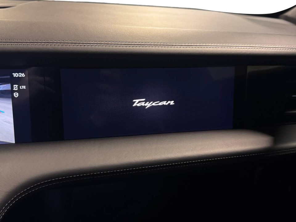 Porsche Taycan - foto 20