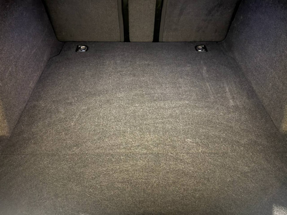 Porsche Taycan - foto 25