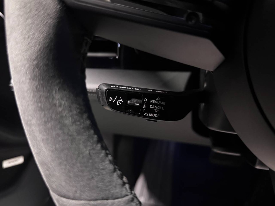 Porsche Taycan - foto 15