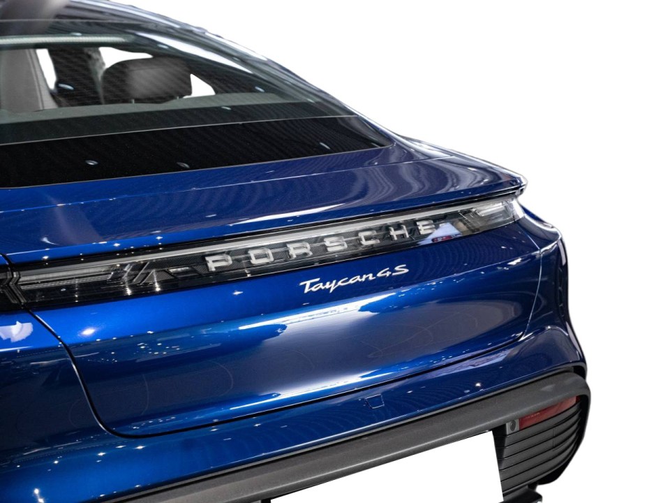 Porsche Taycan 4S - foto 30