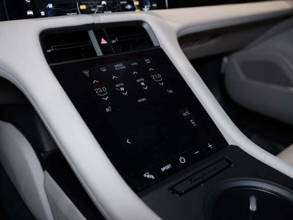 Porsche Taycan 4S - foto 19