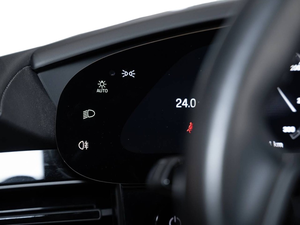 Porsche Taycan 4S - foto 24