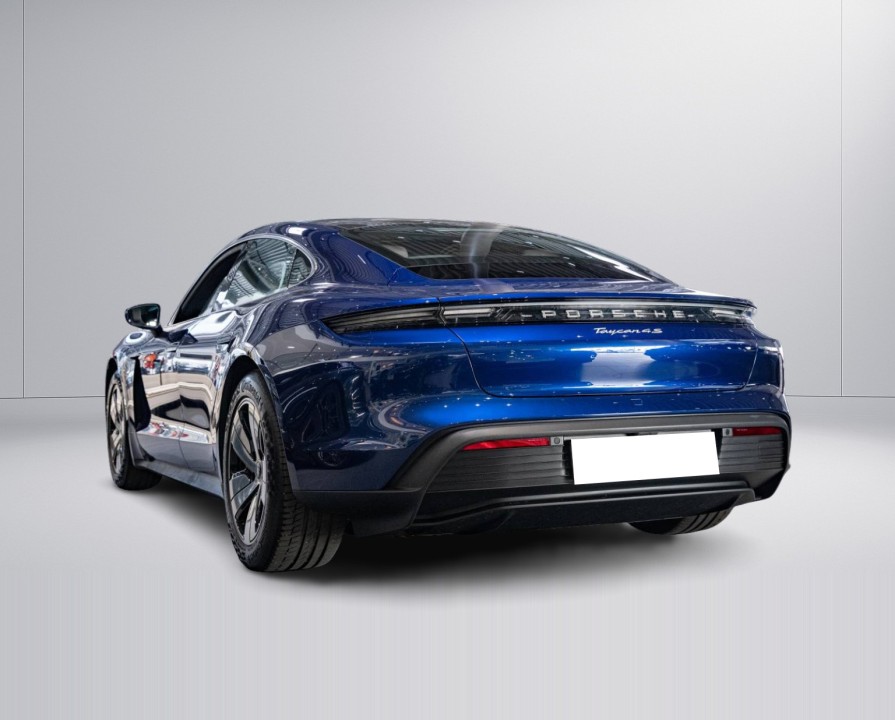 Porsche Taycan 4S (4)