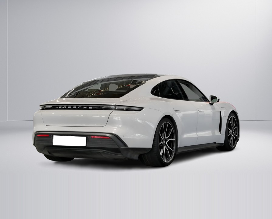 Porsche Taycan 4S (5)