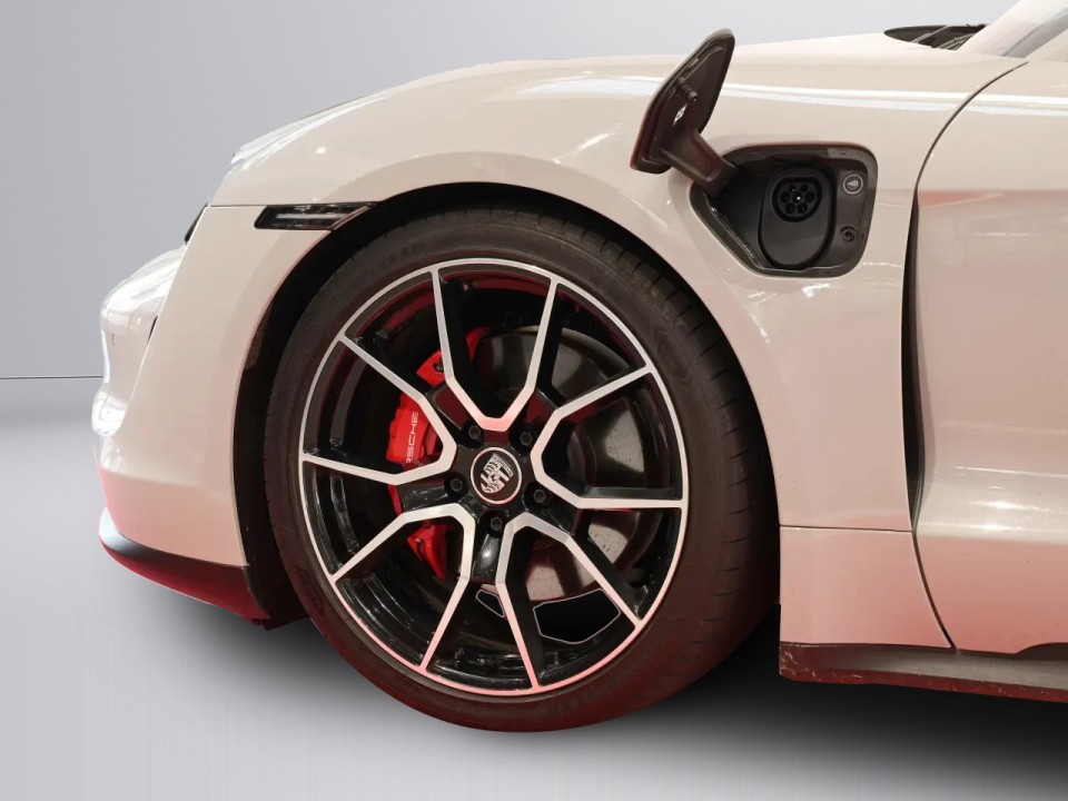 Porsche Taycan 4S - foto 26