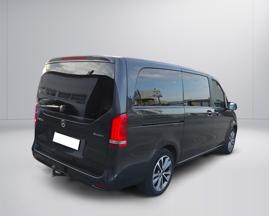 Mercedes-Benz V 300 (2)