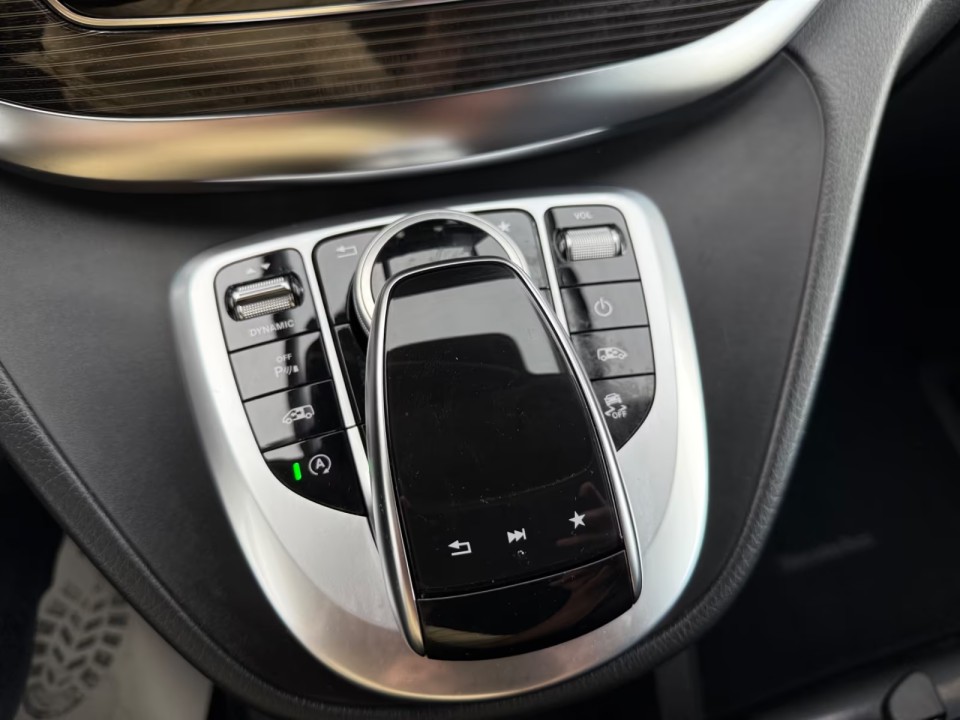 Mercedes-Benz V 300d 4MATIC - foto 19