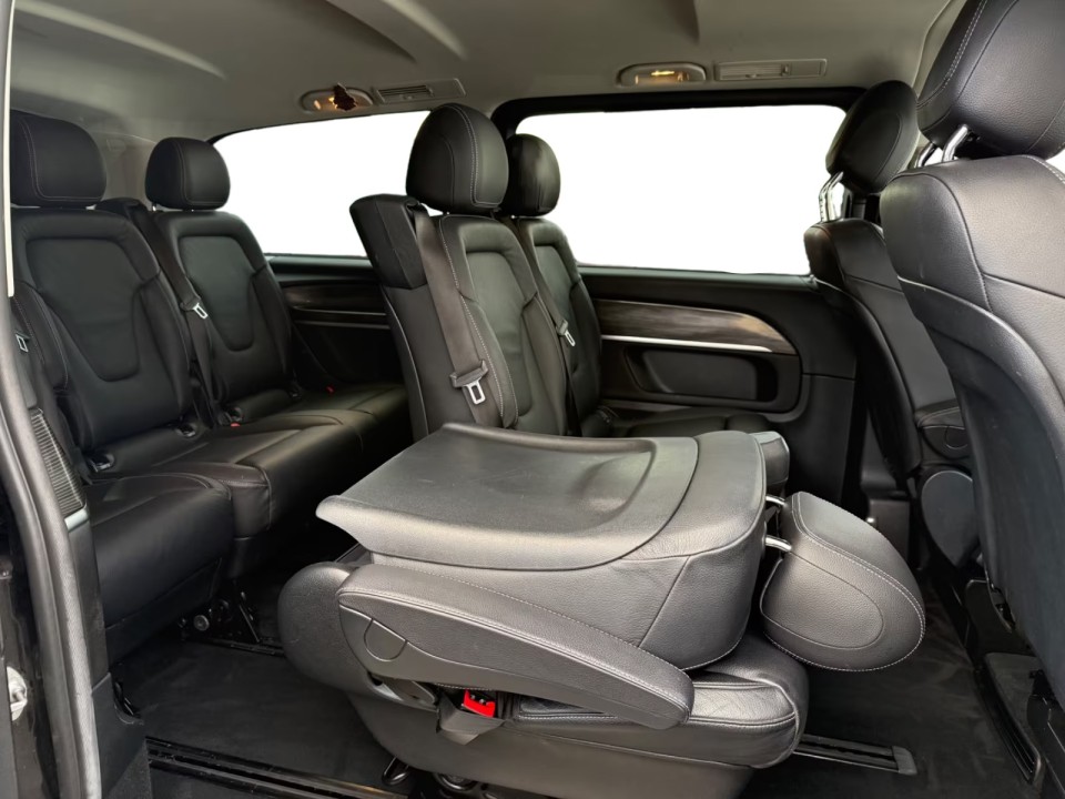 Mercedes-Benz V 300d 4MATIC - foto 17