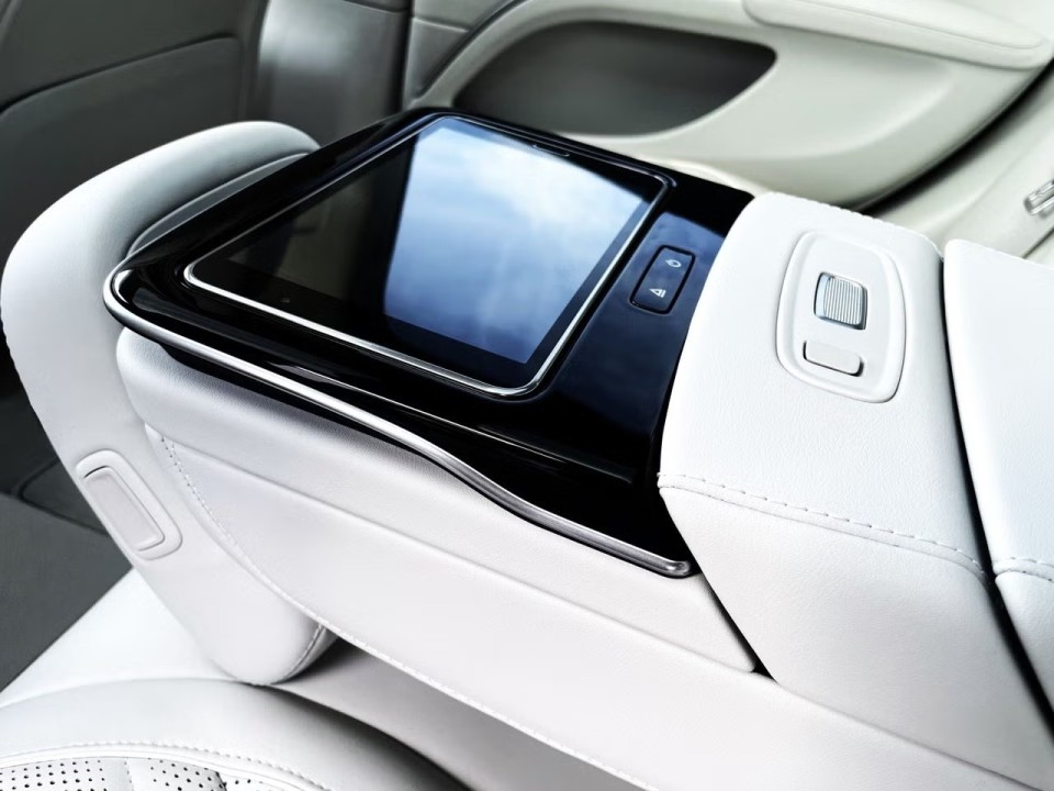 Mercedes-Benz EQS 580 4MATIC - foto 7