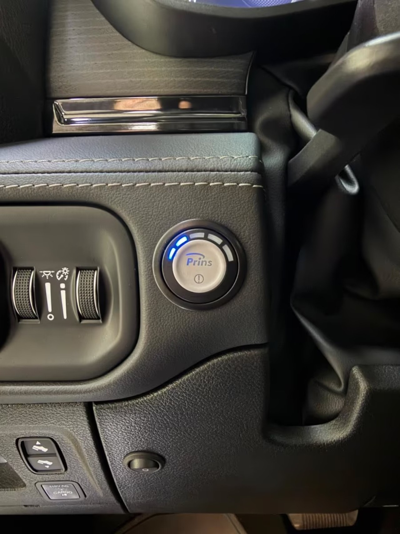 Dodge RAM 1500 Limited - foto 11