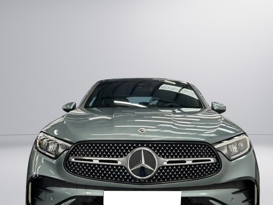 Mercedes-Benz GLC Coupé 300d 4MATIC AMG Line (2)