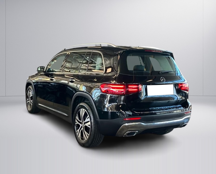 Mercedes-Benz GLB 220 4MATIC (4)