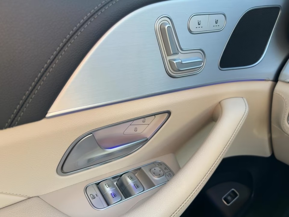 Mercedes-Benz GLE 350de 4MATIC - foto 14