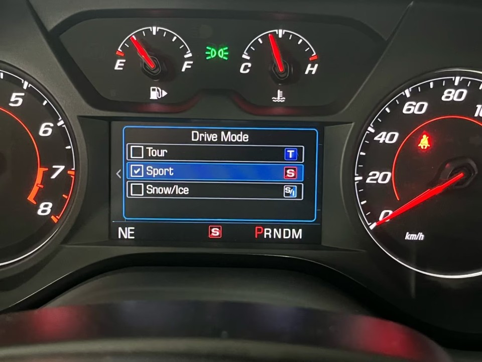 Chevrolet Camaro - foto 12