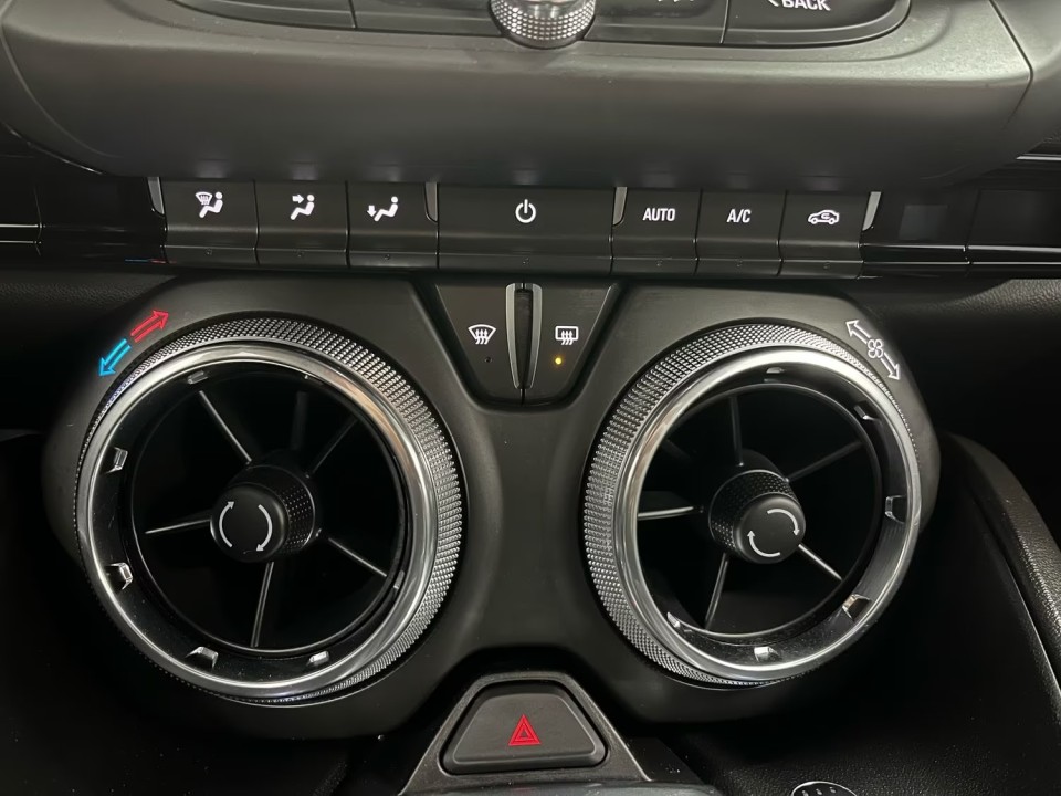 Chevrolet Camaro - foto 13