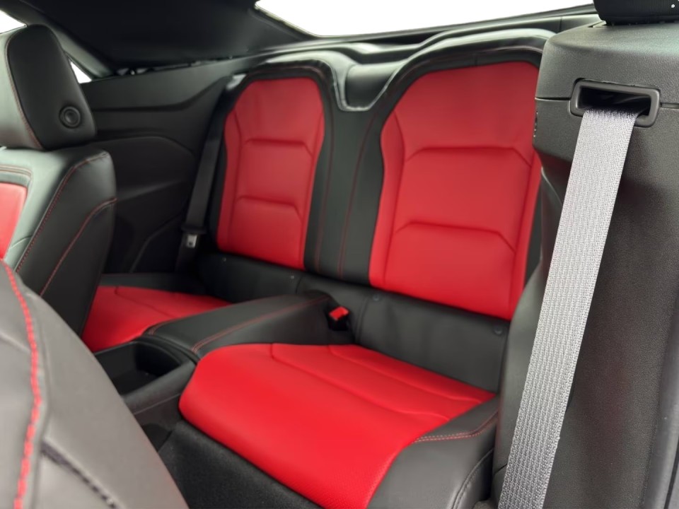 Chevrolet Camaro - foto 13