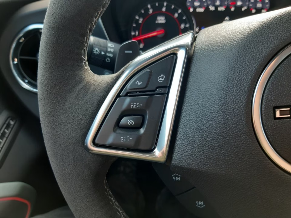 Chevrolet Camaro - foto 13