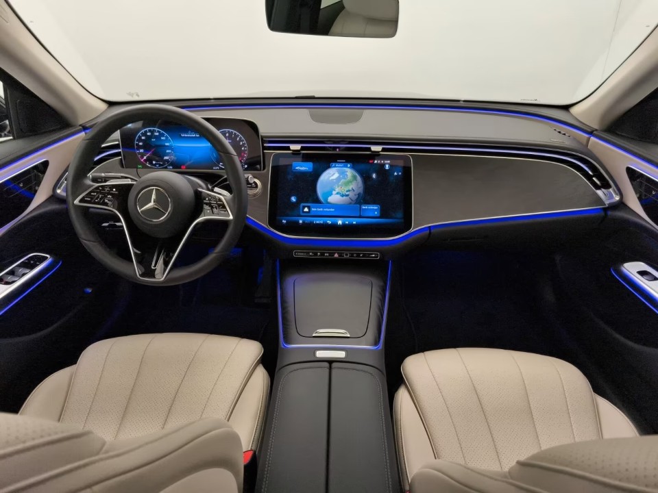 Mercedes-Benz E 300de 4MATIC Avantgarde - foto 9