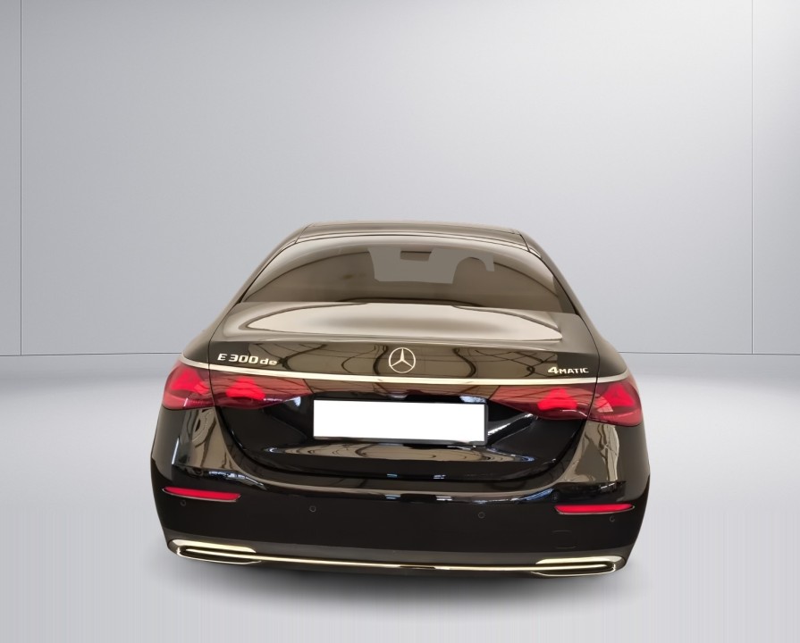 Mercedes-Benz E 300de 4MATIC Avantgarde (4)