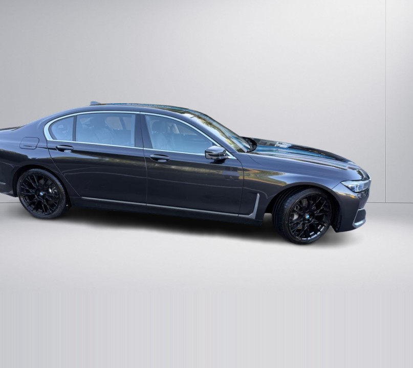 BMW Seria 7 740Ld xDrive (4)