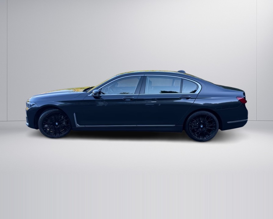 BMW Seria 7 740Ld xDrive (2)