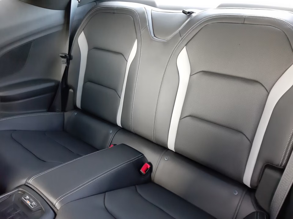 Chevrolet Camaro - foto 12