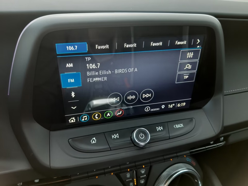 Chevrolet Camaro - foto 19