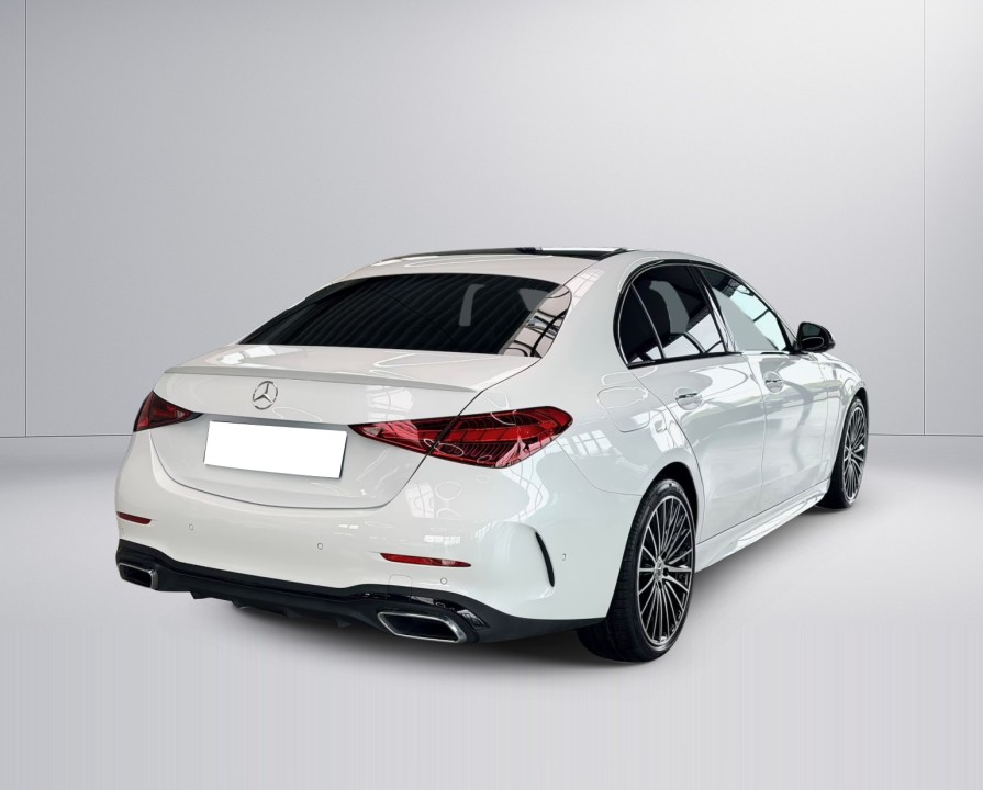 Mercedes-Benz C 300 4MATIC AMG Line (3)