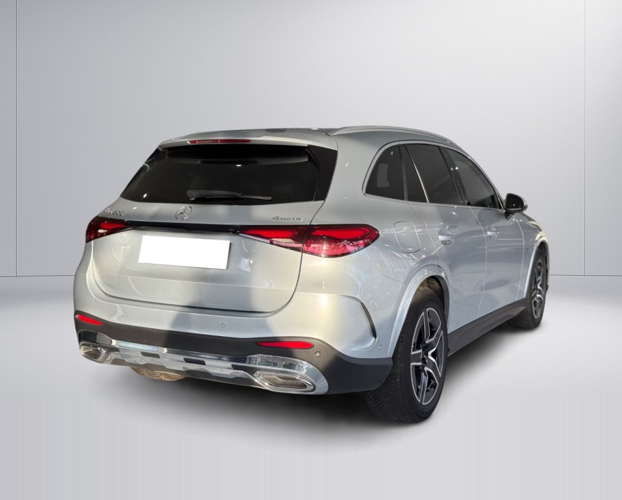 Mercedes-Benz GLC 200 4MATIC AMG Line (3)