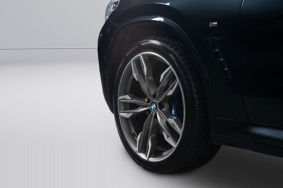 BMW X4 M40d - foto 19