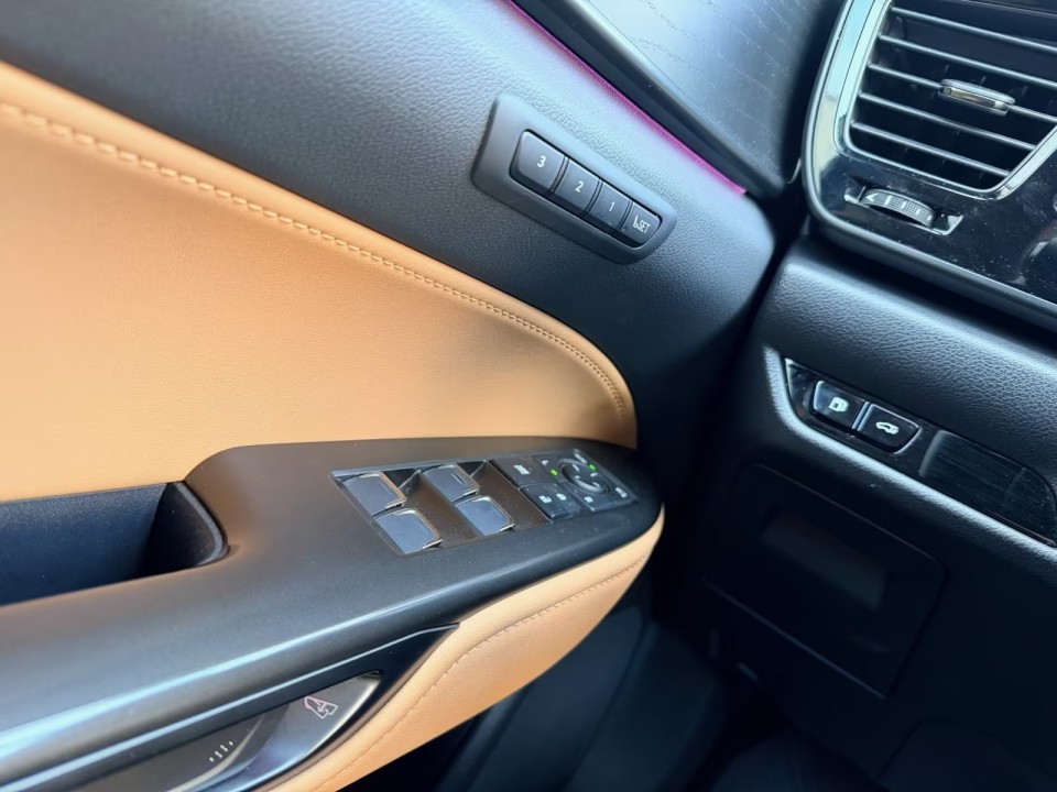 Lexus Seria NX 450h+ AWD - foto 12