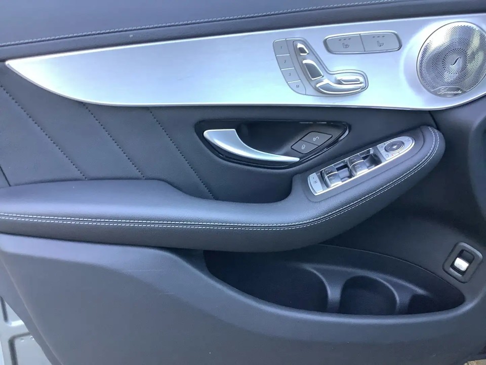 Mercedes-Benz GLC Coupé 220d 4MATIC AMG Line - foto 7