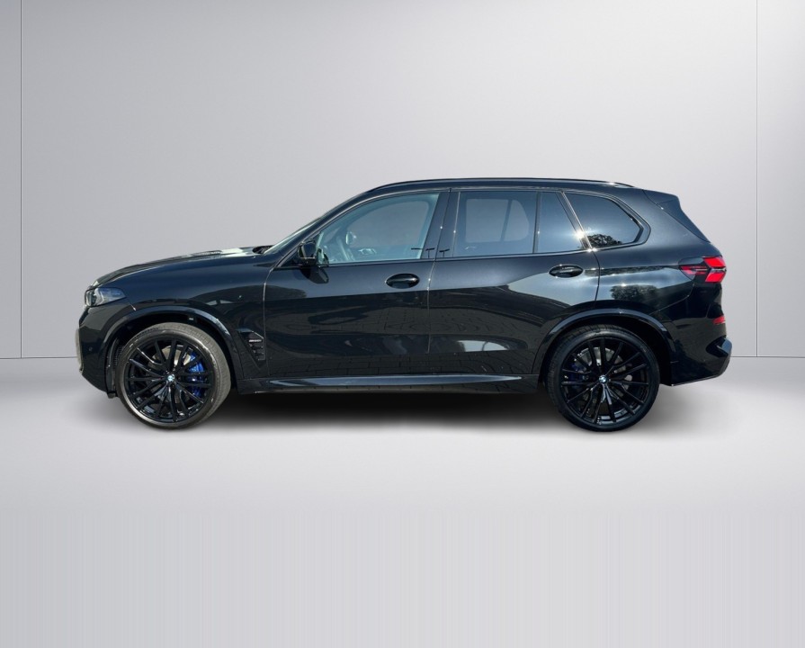BMW X5 M60i - foto 6