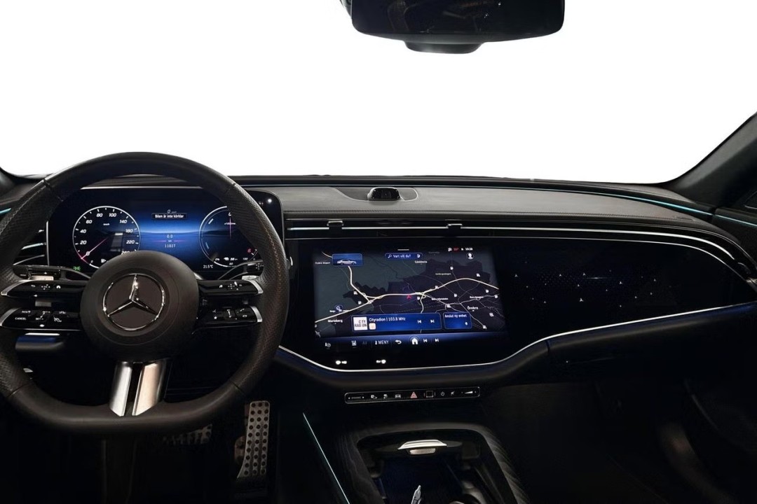 Mercedes-Benz E 300de 4MATIC AMG Line (5)