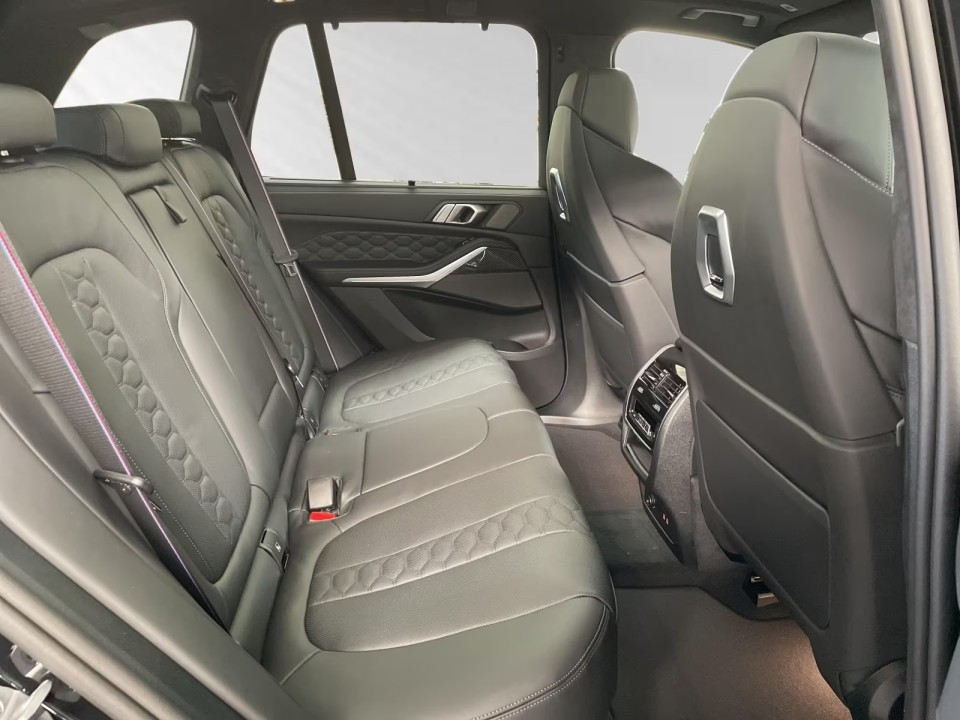 BMW X5 M Competition - foto 11