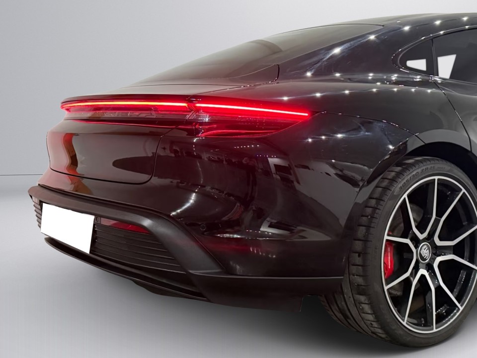 Porsche Taycan 4S - foto 13