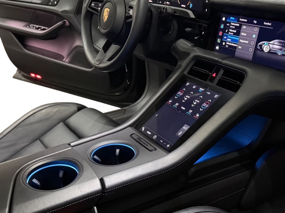 Porsche Taycan 4S - foto 28